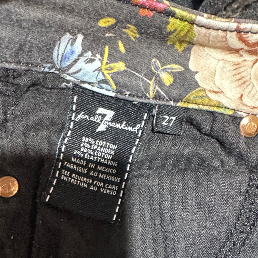 7 For All Mankind Black Floral Jeans - Picture 6 of 6
